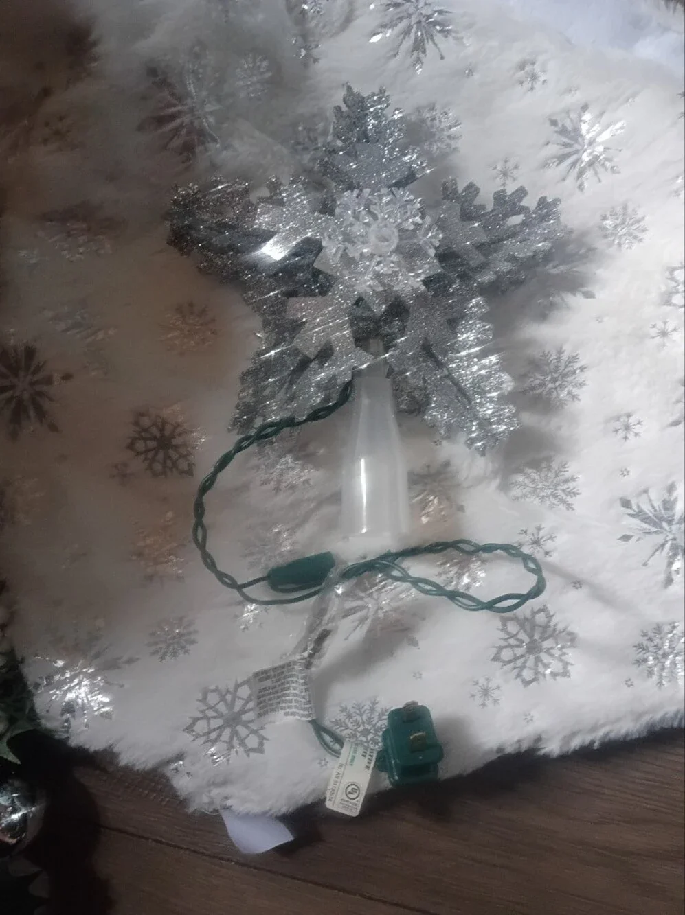 Silver Glitter Snowflake Tree Topper - Holiday Home Decor